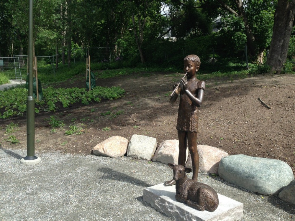 <h1><a href='/medlemmar/lena-lervik'>Lena Lervik</a></h1><h4>?Förklädd Gud?, Åkers Kanal, Åkersberga</h4>